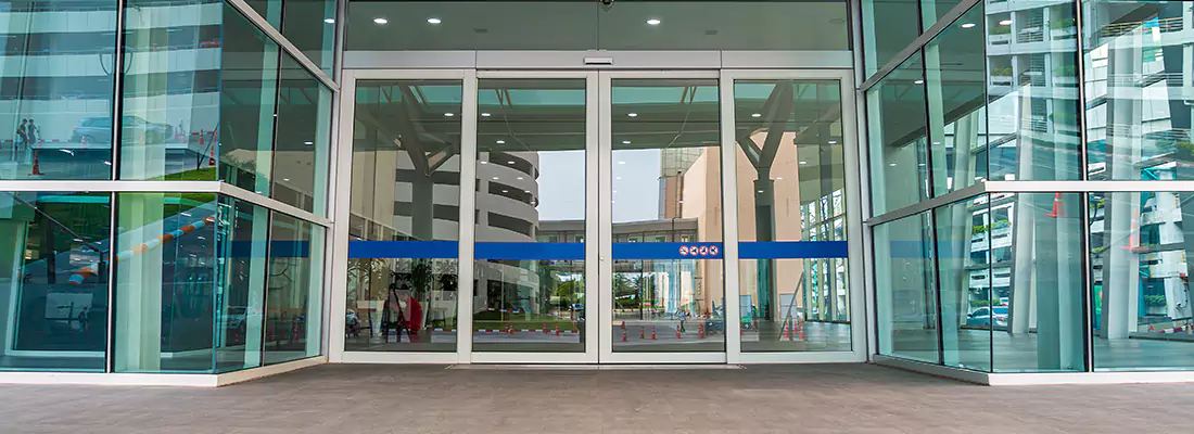 Automatic Glass Door Lock in Ferry Pass, FL
