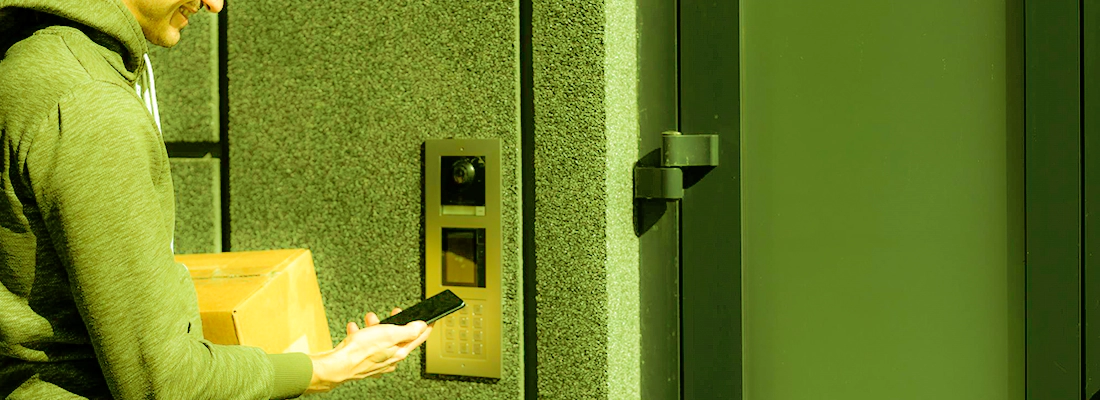 Keyless Entry Systems for Storefronts in Ferry Pass, FL