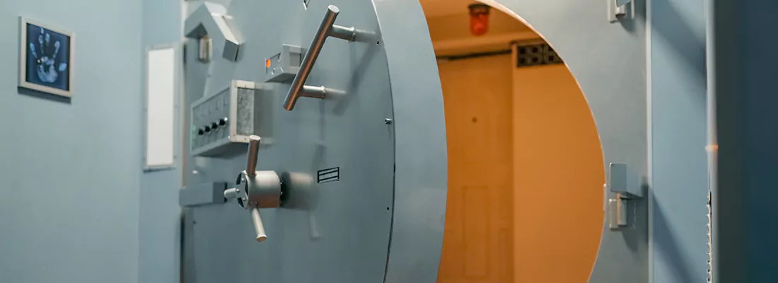 Vault and Safe locksmith services in Ferry Pass, FL